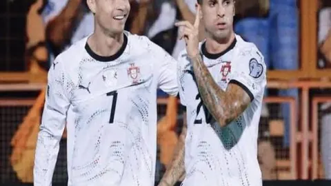 盛世娱乐棋牌 资讯 100933 d1x